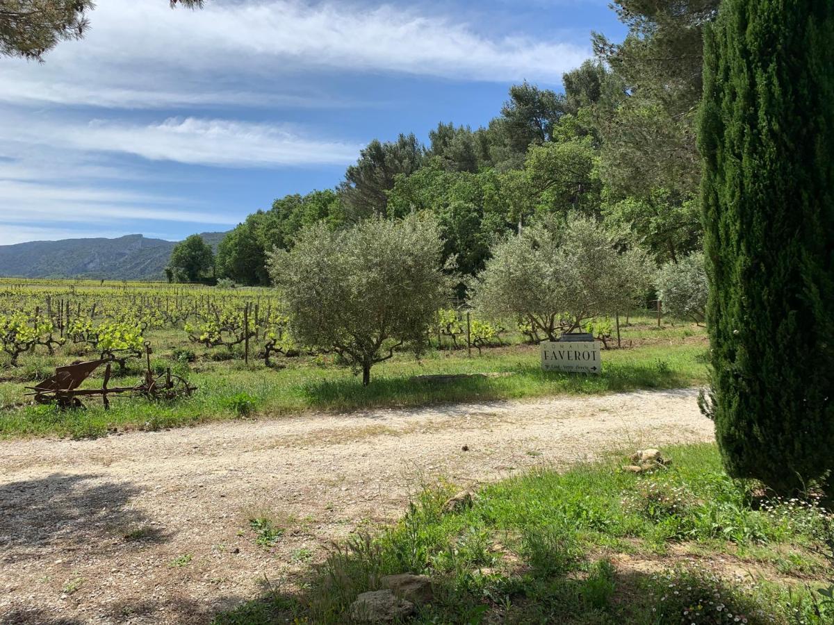 Maubec  Domaine Faverot מראה חיצוני תמונה